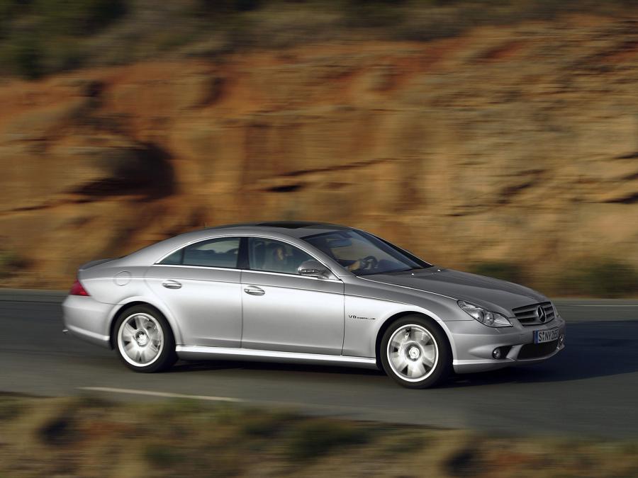  Mercedes-Benz CLS55 AMG 2005 года  (фото 30 из 40)